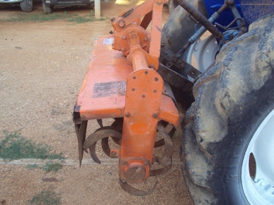 ขายคูโบต้า  28 แรง พร้อมใช้งาน