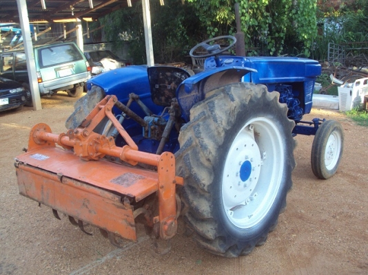 ขายคูโบต้า  28 แรง พร้อมใช้งาน