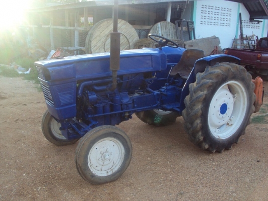 ขายคูโบต้า  28 แรง พร้อมใช้งาน