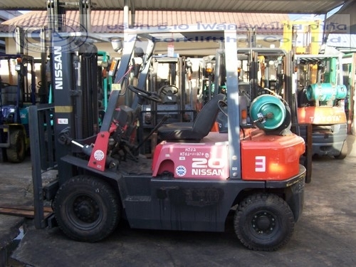 ขาย รถโฟล์คลิฟท์ NISSAN รุ่น NJ02