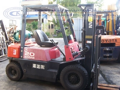 ขาย รถโฟล์คลิฟท์ NISSAN รุ่น NJ02