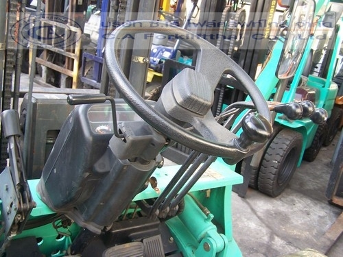 ขายรถโฟล์คลิฟท์ MITSUBISHI รุ่น FD20