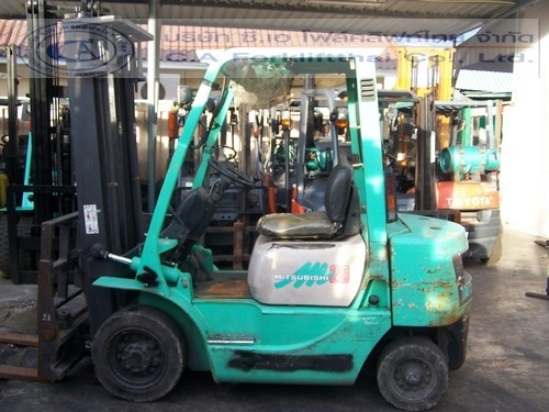 ขายรถโฟล์คลิฟท์ MITSUBISHI รุ่น FD20