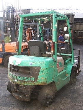 ขายรถโฟล์คลิฟท์ MITSUBISHI รุ่น FD20