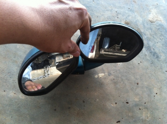 กระจกมองข้าง "ทรงหลังเต่า"