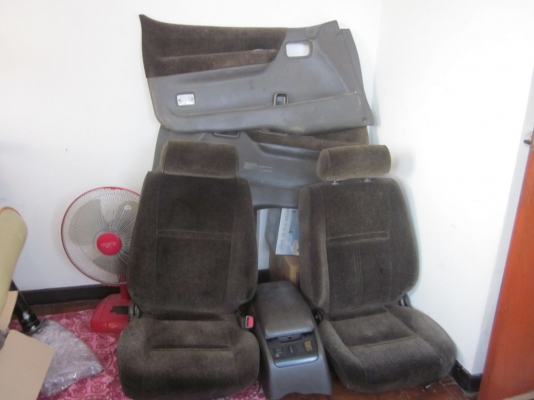 ขายเบาะหุ้นยนต์คู่หน้า พร้อมอะไหล่ตาเพชร