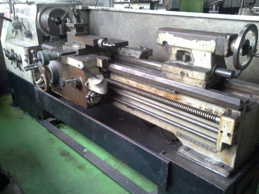 เครื่องกลึง 8 ฟุต รุ่นหนัก และ 6 ฟุต รุ่นหนัก ญี่ปุ่น ขายเหมารวม 2 เครื่อง