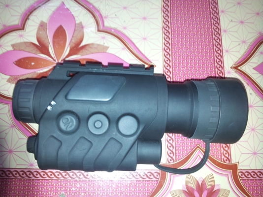 กล้องส่องกลางคืน