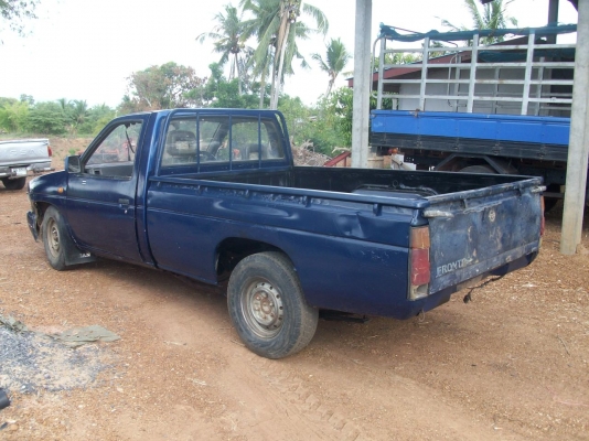 กระบะพร้อมใช้งาน  ยางดี ระบบแอร์ครบ  วิ่งใกลสบาย