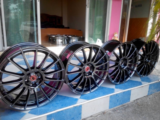 17/5/100กว้าง7นิ้ว สีแบล็คโคลมสวยๆของใหม่ ยังไม่ได้ใส่น็อต ขาย 7800 สนจัยดู ของได้ที่ คลอง2 คลองหลวง ซ,บงกช11  0898128457 ไอดี chaichaimax  ซ.บงกช11https://www.facebook.com/profile.php?id=10000623103130