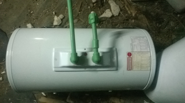 ขายเครื่องทำน้ำร้อนแบบหม้อต้ม MAZUMA มือสอง ขายเครื่องทำน้ำร้อนแบบหม้อต้ม MAZUMA มือสอง