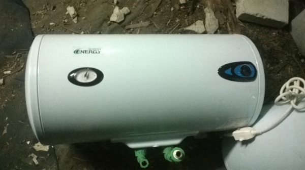 ขายเครื่องทำน้ำร้อนแบบหม้อต้ม MAZUMA มือสอง