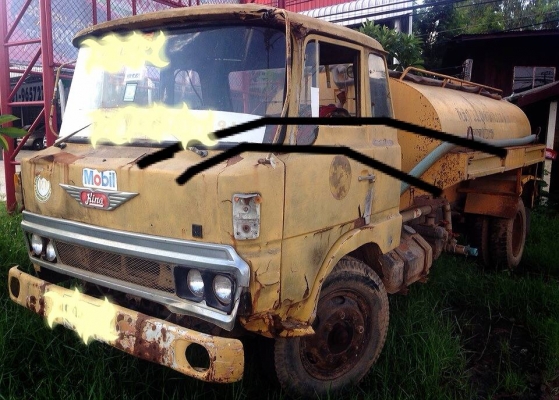 **240,000 บ.ต่อรอง**ขาย6ล้อบรรทุกน้ำ HINO KL340 EC100 145HP เครื่องเดิมเกียร์เดิม EC100 145แรง เครื่องแห้งดี ช่วงล่างเดิม 8น็อตหน้าหลัง คัสซีใหญ่ สวยเดิมๆ ไม่ผุ ไม่ปะไม่ดาม ไม่บวม มีสนิมเกาะนิดหน่อย ยาว5ม. พร้อมถังบรรทุกน้ำสภาพดี ไม่บุบ ไม่ผุ ระบบน้ำครบ(ต