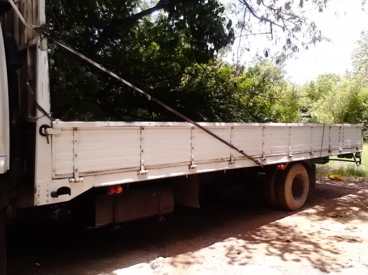 ขายอีกครับ กระบะคาร์โก้  อีซูชุ Deca195 ยาว 7 เมตร พื้นไม้ ข้างเหล็ก