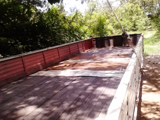 ขายอีกครับ กระบะคาร์โก้  อีซูชุ Deca195 ยาว 7 เมตร พื้นไม้ ข้างเหล็ก