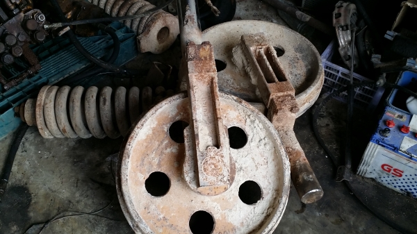 ขายอะใหล่ด่วน KOMATSU PC120-3 ทั้งคัน หลายรายการ