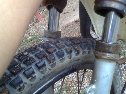 ขายyamaha dt100xสภาพตามรูปแห้งๆจอดนานเครื่องติด6,000ลำปาง