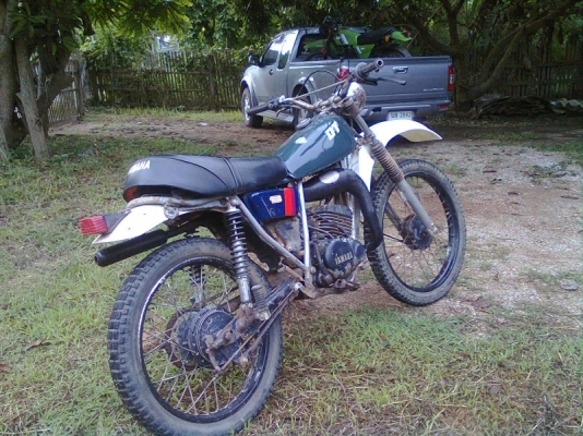 ขายyamaha dt100xสภาพตามรูปแห้งๆจอดนานเครื่องติด6,000ลำปาง