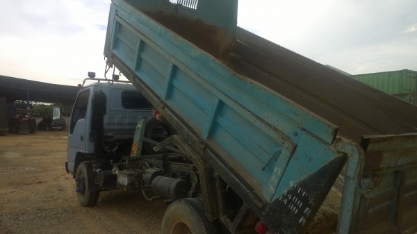 6ล้อดั้ม120แรงNPR66LX5-S-7102876 รถเดิมๆสีเดิม... 6ล้อดั้ม120แรงNPR66LX5-S-7102876 รถเดิมๆสีเดิม...