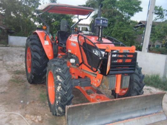 ขายดาวน์รถไถ M8540 ราคาถูกสภาพใหม่ ติดต่อเจ้าของโดยตรง เสี่ย เท่