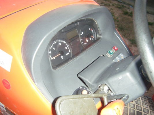 ขายดาวน์รถไถ M8540 ราคาถูกสภาพใหม่ ติดต่อเจ้าของโดยตรง เสี่ย เท่