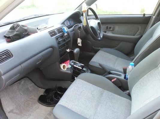 มือแรกป้ายแดงมา ขายเก๋งโซลูน่า 1.5 E หยดน้ำ เกียร์ออโต้ ปี 2002