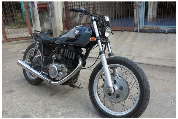 --------- Yamaha  Sr400cc ราคา 45,000 บาท ---------