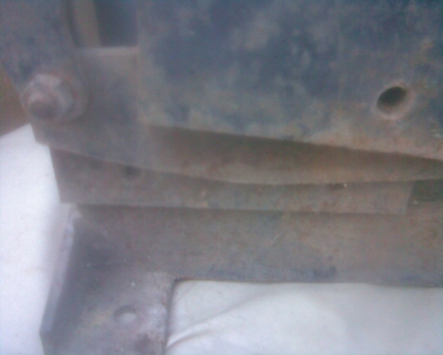 ตัวตัดเหล็กงานเก่างานเก่า 20  ปีที่แล้วครับตัวใหญ่ครับพร้อมด้ามจับ ซื้อมาช่างนั้นประมาณ ห้าพันบทครับรุ่นนี้  ใบสวยๆครับใช้ไม่กี่ครั้งครับราคานี้คุ้มมากครับ