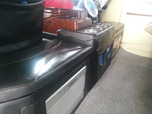 ขายเบาะรถตู้ d4d สีดำ vip