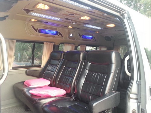 ขายเบาะรถตู้ d4d สีดำ vip