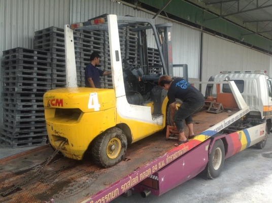 ขายรถยกโฟคลิฟ TCM  เกียร์ออโต้ ยกได้ 3 ตัน เสาสูง 3 ม. เจ้าของมีหลายคัน