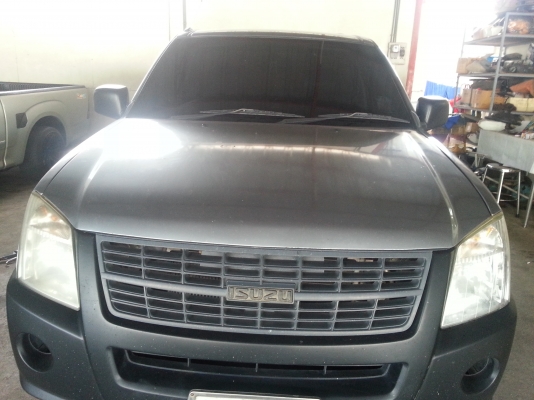 ISUZU D-MAX 2.5 TURBO