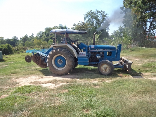 ขายถูกๆรถไถสภาพดีอุปกรครบพร้อมใช้งาน