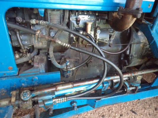 ขายถูกๆรถไถสภาพดีอุปกรครบพร้อมใช้งาน