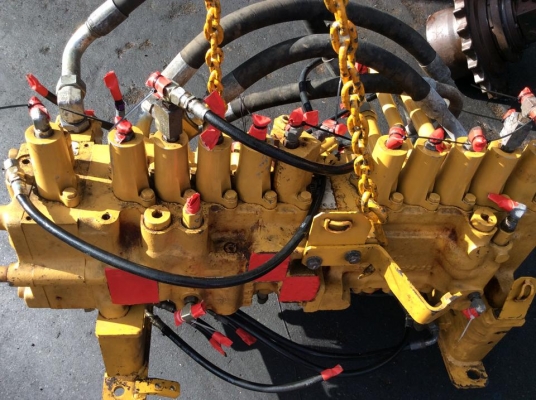 คอนโทรลไฮโดลิตCAT320