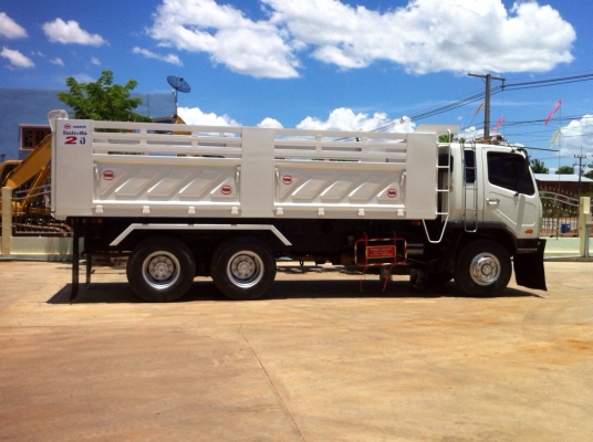 ขายรถบรรทุกสิบล้อดัมพ์ MITSUBISHI M6 เครื่องเดิม 260 แรง ปี 51 ไมล์ 133,xxx กระบะดัมพ์สามมิตร