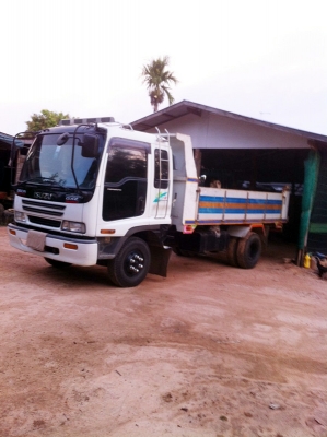 ขาย ISUZU รุ่น 6HH1.  6 ล้อดั้ม  210 แรงม้า.  ปี 53 สนใจติดต่อ ลุงน้อย สุรินทร์ 082-369-9344