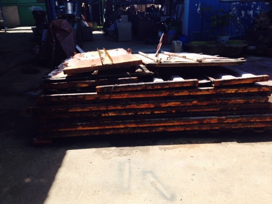 ขายแผ่นเหล็กตู้คอนเทนเนอร์18บาท/กิโล โทร 084-055-7743