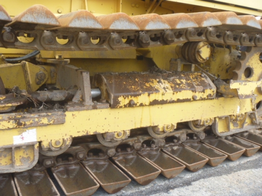 ขายด่วน รถแทรคเตอร์ตีนตะขาบ D20P-7E  เครื่องดำ 1400  ชั่วโมง  ประหยัดน้ำมันสุดๆๆ  ขับนิ่มสบายสวยมาก ๆๆ