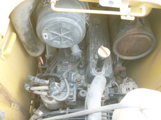 ขายด่วน รถแทรคเตอร์ตีนตะขาบ D20P-7E  เครื่องดำ 1400  ชั่วโมง  ประหยัดน้ำมันสุดๆๆ  ขับนิ่มสบายสวยมาก ๆๆ