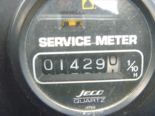 ขายด่วน รถแทรคเตอร์ตีนตะขาบ D20P-7E  เครื่องดำ 1400  ชั่วโมง  ประหยัดน้ำมันสุดๆๆ  ขับนิ่มสบายสวยมาก ๆๆ