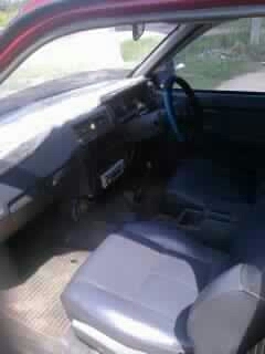 นิสสีนบิ๊กเอ็มฝาแดงแคบ ถูกๆ 95000