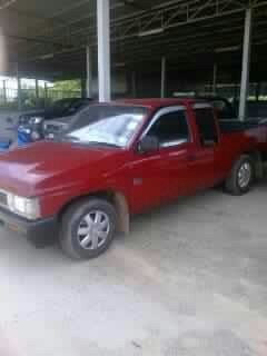 นิสสีนบิ๊กเอ็มฝาแดงแคบ ถูกๆ 95000