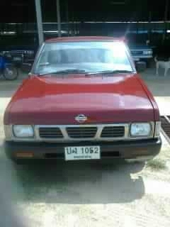 นิสสีนบิ๊กเอ็มฝาแดงแคบ ถูกๆ 95000