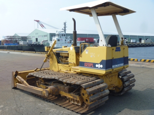 ขายด่วนรถแทรคเตอร์ตีนตะขาบ Komatsu D20PL-6  นำเข้าจากญี่ปุ่นภาพสวย พร้อมใช้งาน