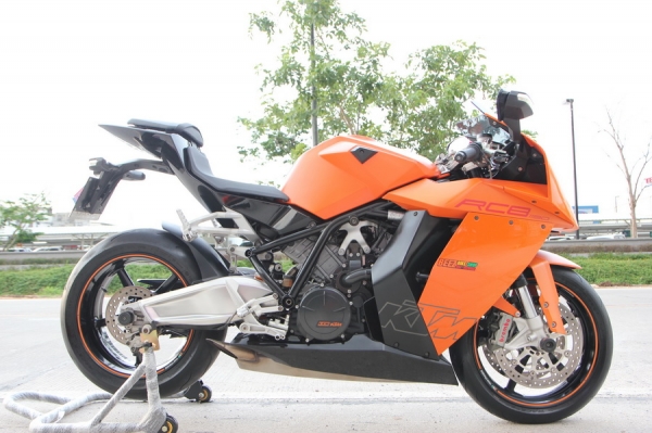 ขาย KTM RC8 1190 ปี 2009 ทะเบียนแท้ๆๆ พร้อมโอนทั่วประเทศ