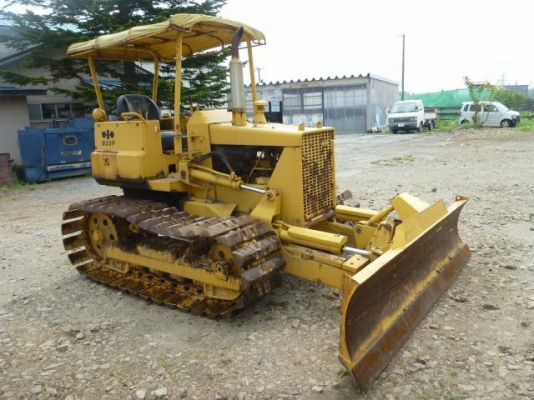 ขายด่วน Komatsu D20P-5  ใบมีดสไล์  6  ทิศทาง  นำเข้าจากญี่ปุ่น  สภาพดีมาก
