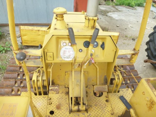 ขายด่วน Komatsu D20P-5  ใบมีดสไล์  6  ทิศทาง  นำเข้าจากญี่ปุ่น  สภาพดีมาก