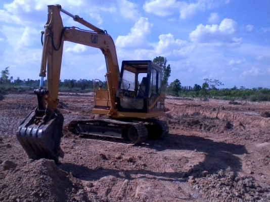 รถแม็คโครCAT E70 เครื่องมิตซู