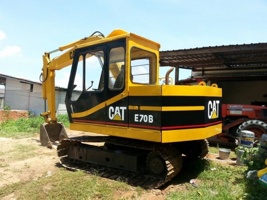 รถแม็คโครCAT E70 เครื่องมิตซู
